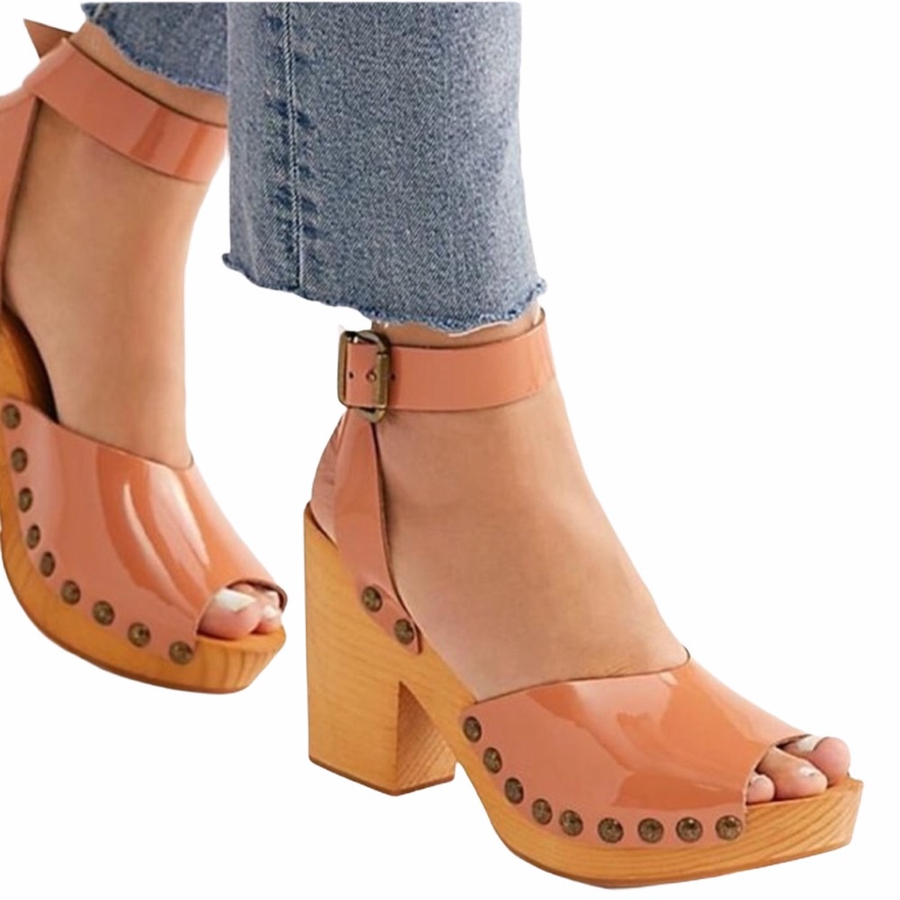 new Free People ❤︎ Pasadena Studded Shiny Leather + Wood Clogs ❤︎ Rose 40 9.5M - Picture 15 of 17